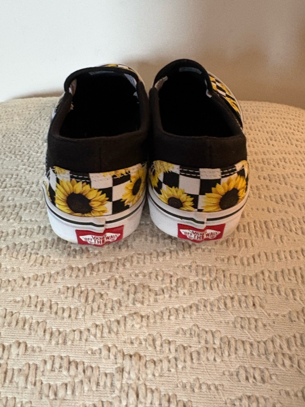 Vans Wmns Sz 8  Slip-On Sunflower Checkerboard Sneakers - Yellow/Black/White - Picture 3 of 7